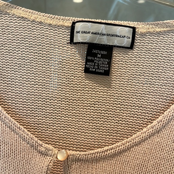 The great American sportswear company, cardigan, one button, top, size medium - Picture 2 of 6